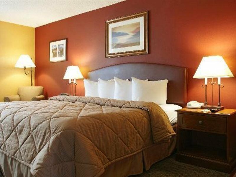 Quality Inn And Suites Boulder Creek Экстерьер фото